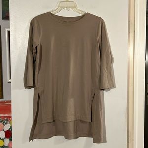 Matthildur tan 3/4 sleeve tunic